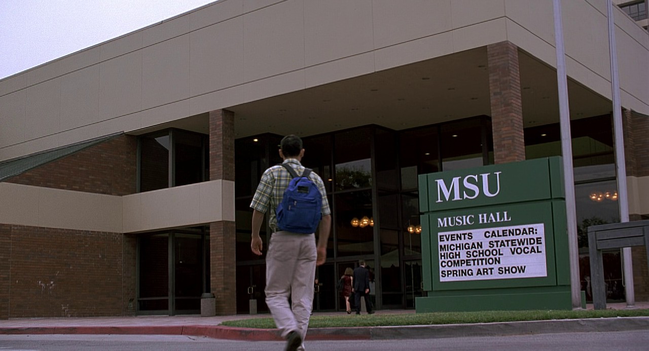 American Pie (1999) BluRay English 1080p x264 AVC DTS-HD Master Audio 5.1 ESub.mkv.0003